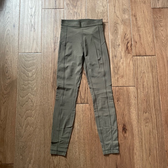 NWOT Rare Lululemon Principal Dancer Golden Lining Tight in Armory - Picture 6 of 10